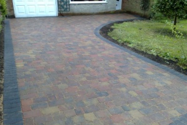 Laying Block Paving in Stonehouse