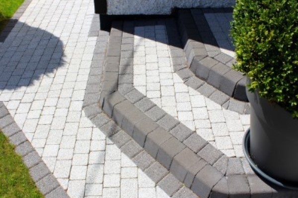 Laying Block Paving in Stroud