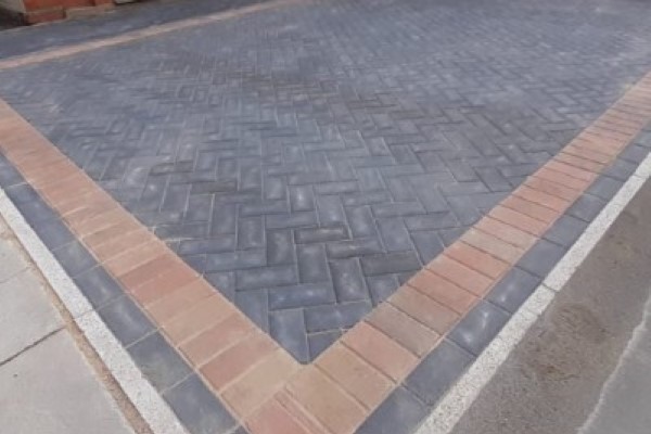 Laying Block Paving in Newent